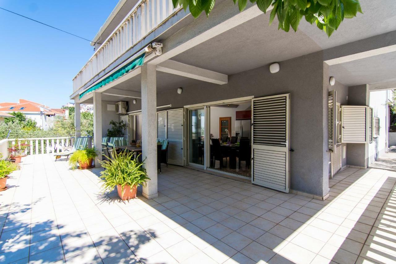 Apartamento Flora Trogir Exterior foto