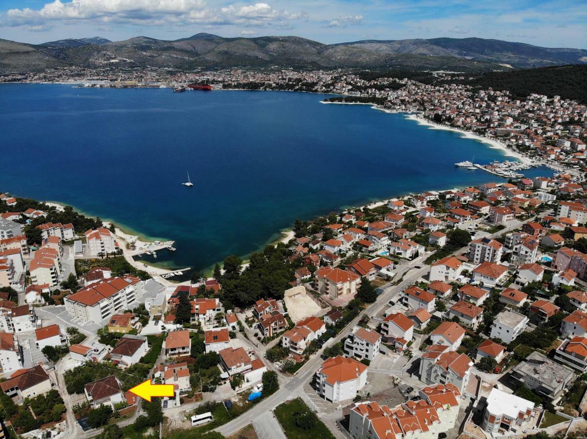 Apartamento Flora Trogir Exterior foto
